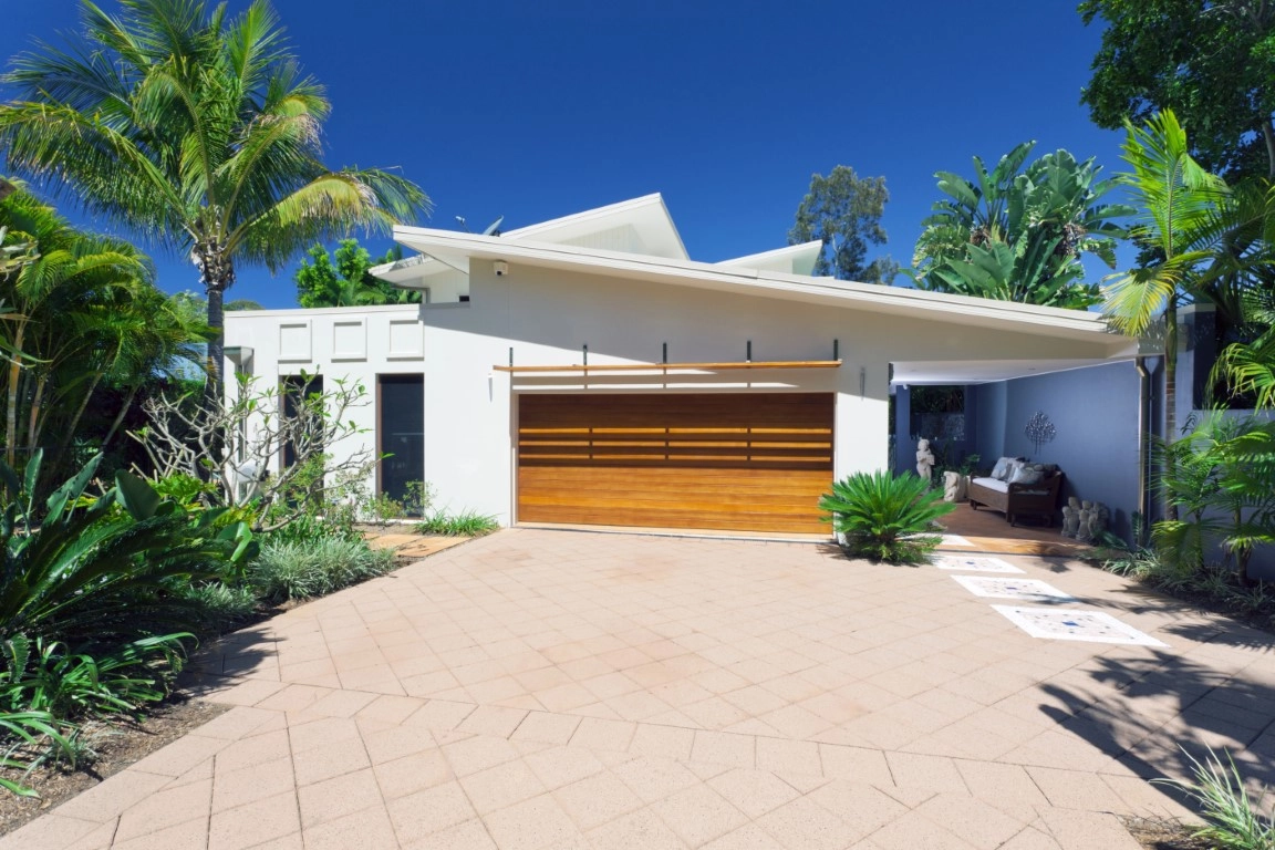 What Roof Style Complements My Home’s Architecture?